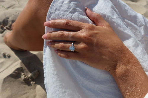 Hailey | Moedermelk Ring massief