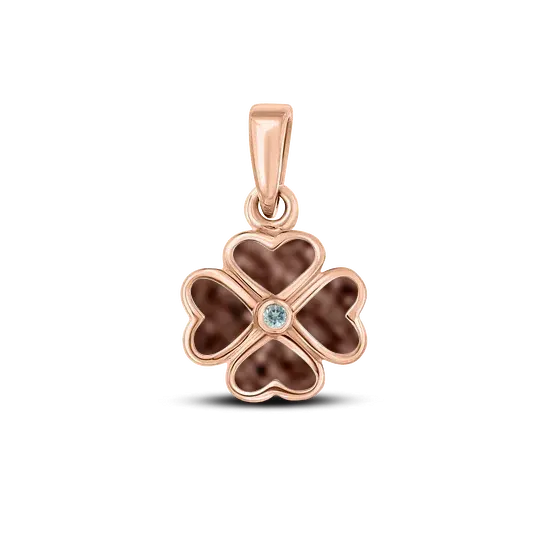 Lucy | As Hanger massief