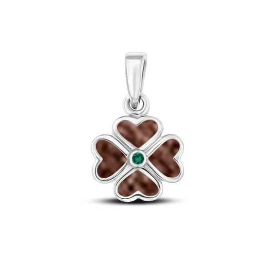 Lucy | As Hanger massief