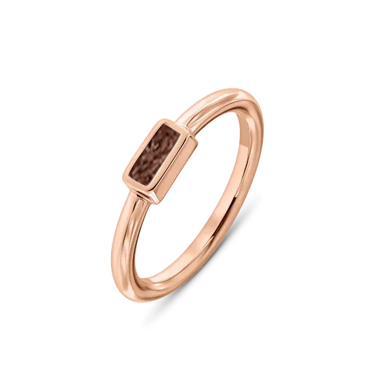 Britt | Asring massief