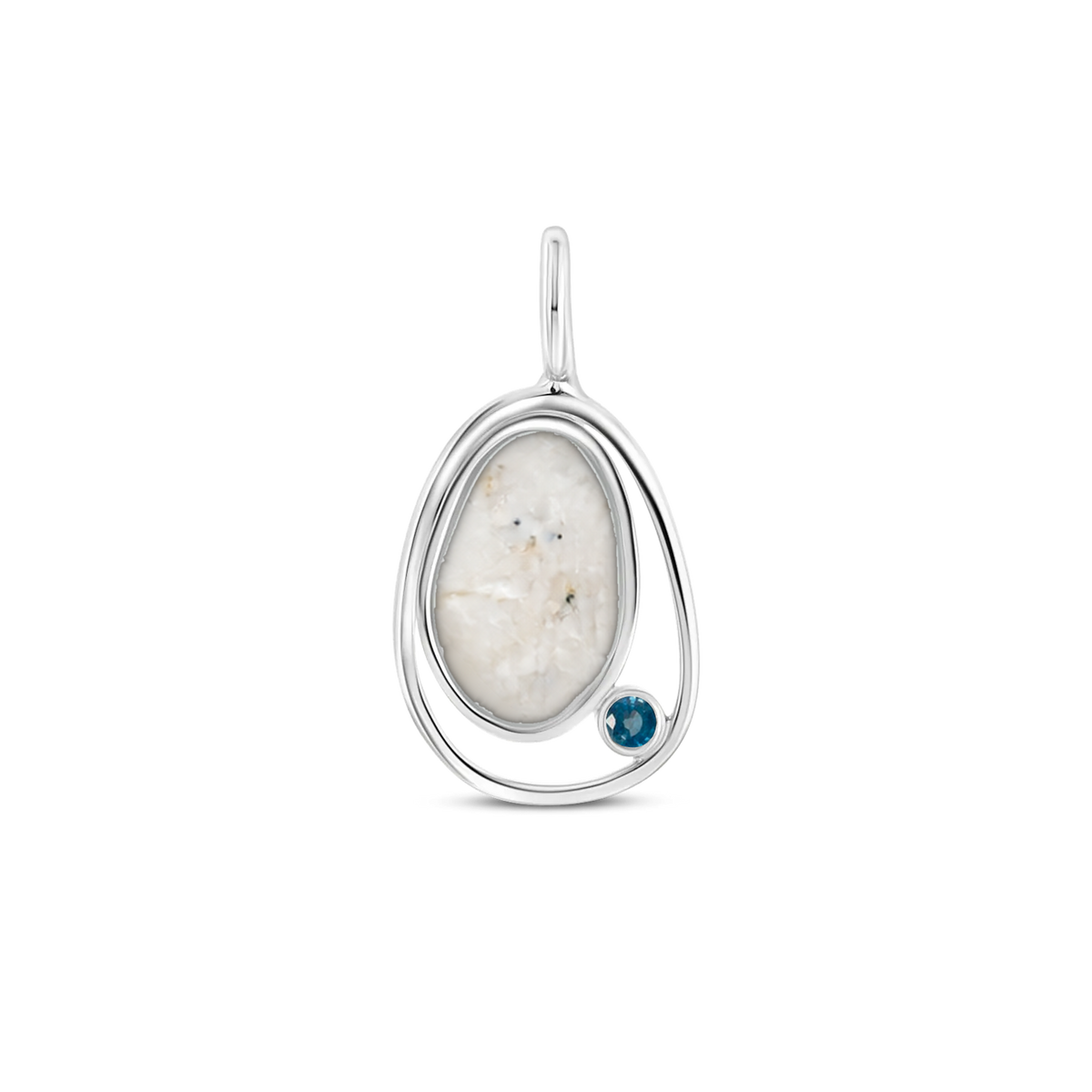 Danique as-hanger in 925 zilver met parelmoer askleur en saffier