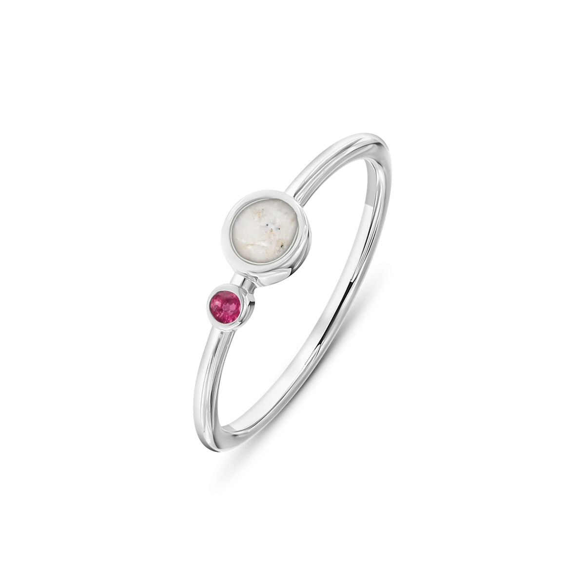 Giulia as-ring in massief wit goud met parelmoer askleur en robijn