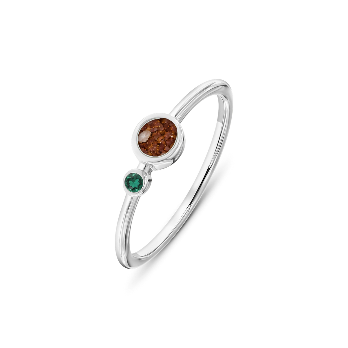 Giulia as-ring in 925 zilver met koperbruin askleur en smaragd